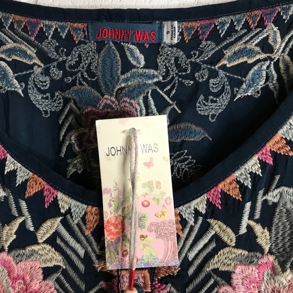 JOHNNY WAS Floral Garden Embroidered Blouse Navy - Picture 8 of 12